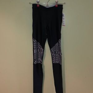 NWT Women’s Under Armour Compression Pants